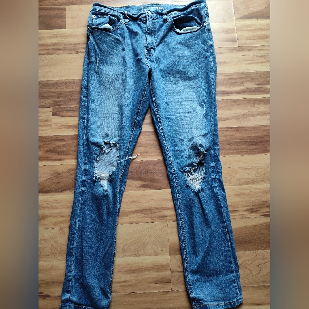 Distressed Women's Blue Jeans